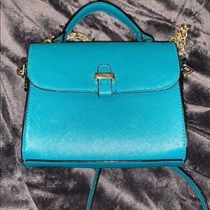 Green purse